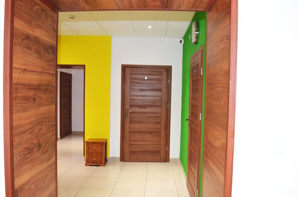 Ginger Aparthostel Krasków Εξωτερικό φωτογραφία