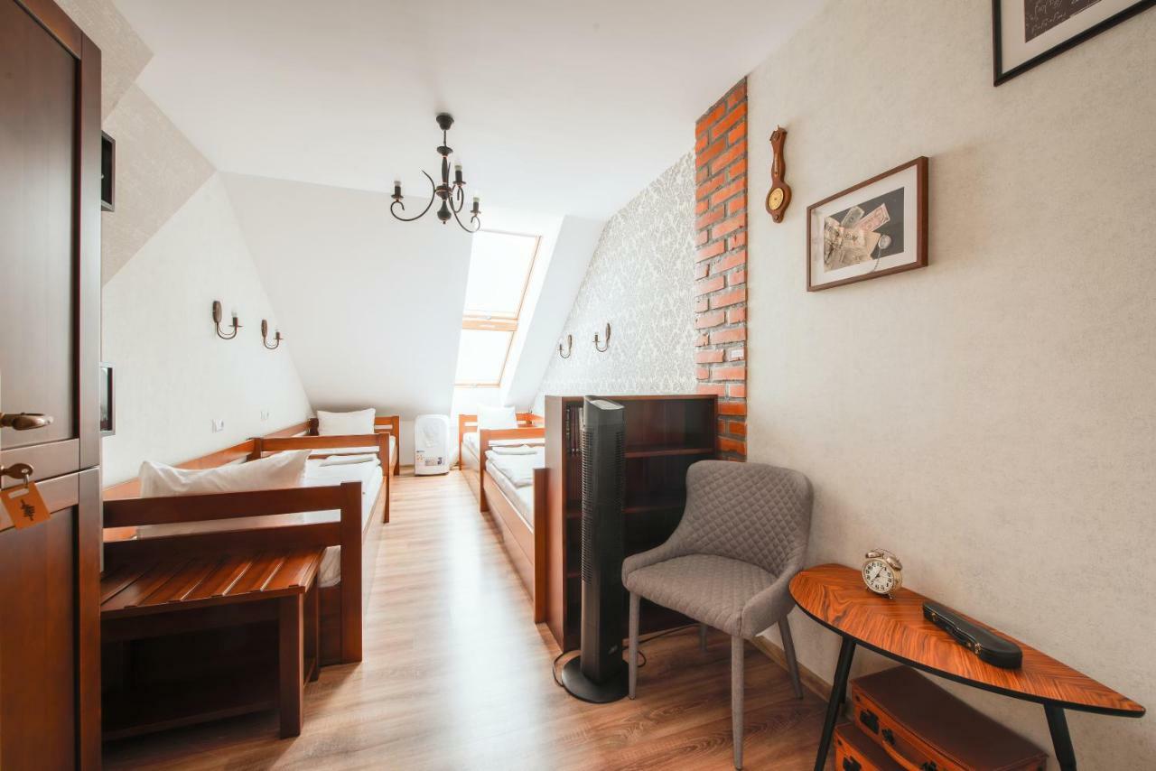 Ginger Aparthostel Krasków Εξωτερικό φωτογραφία