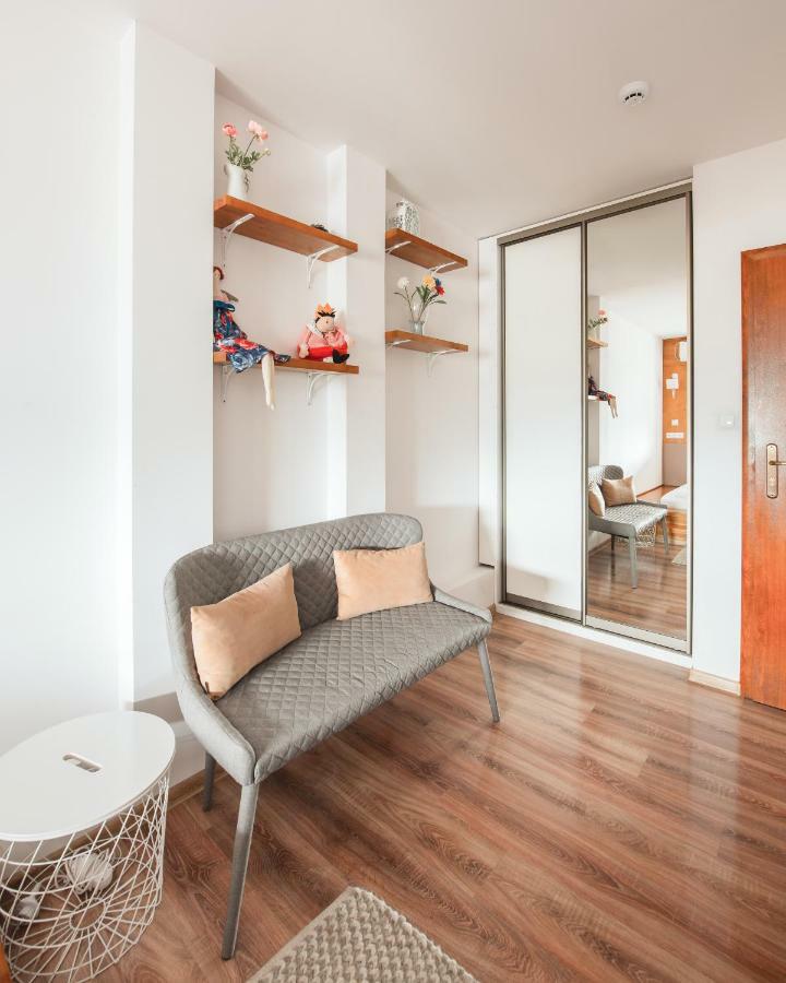 Ginger Aparthostel Krasków Εξωτερικό φωτογραφία